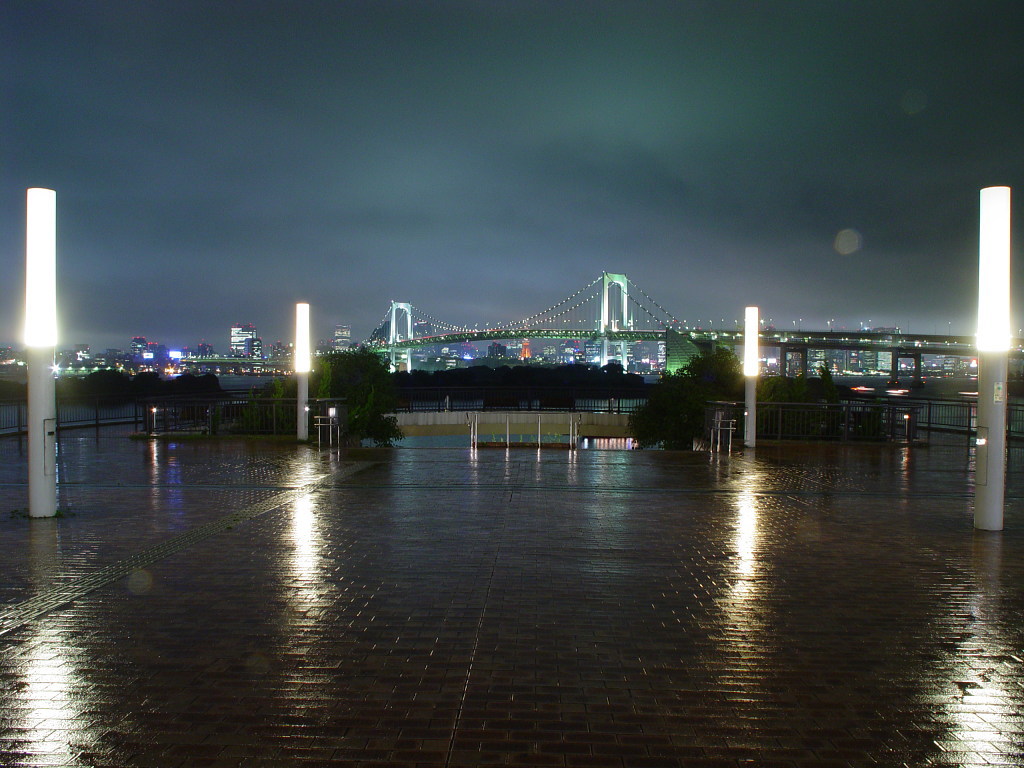 雨の夜の写真 夜景無料壁紙 東京の夜景写真壁紙を無料でダウンロード